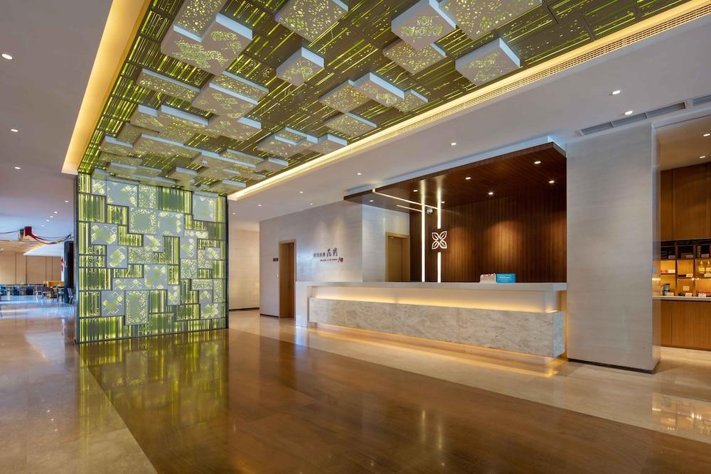 ליג'יאנג Hilton Garden Inn Lijiang מראה חיצוני תמונה