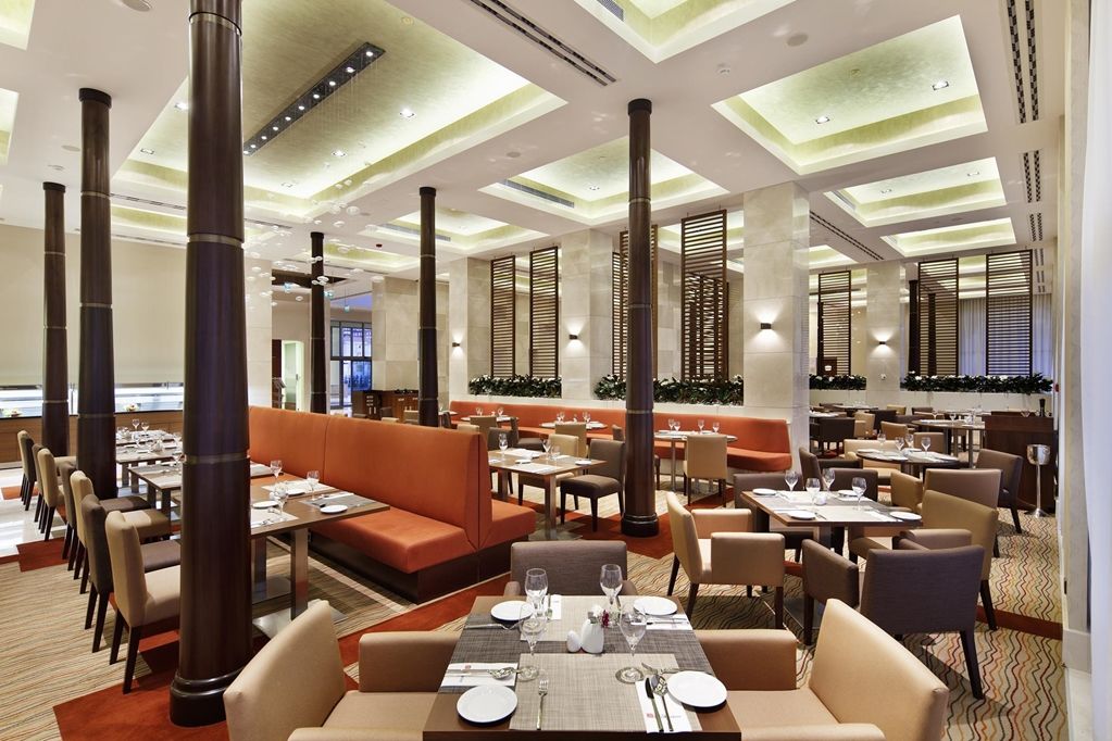 ליג'יאנג Hilton Garden Inn Lijiang מסעדה תמונה